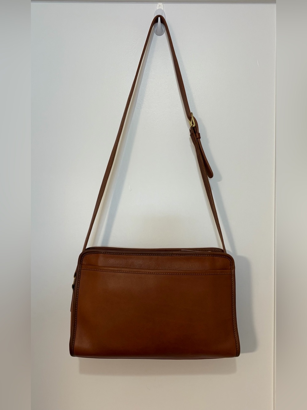 Vintage Coach Swagger Bag (#9820) Made in NYC w/ Rare “Irregular” Creed Stamp - Picture 7 of 16